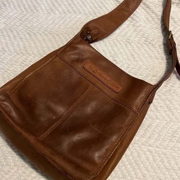 - Fossil Genuine leather. Multiple pockets! Shoulder bag - Picture 2 of 3